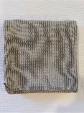 Boll & Branch pillow cover. 24x24